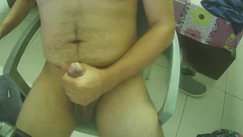 Snapshot of aviatoradz chatting on February 8, 11:24 pm aviatoradz online show from February 8, 11:24 pm