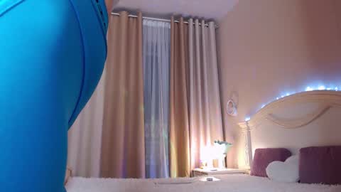 Avrora Inst online show from February 18, 10:28 pm