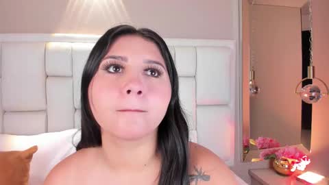 Avy  online show from March 1, 11:45 am