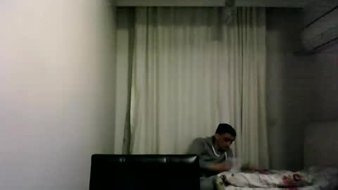 Snapshot of awesenheit chatting on February 15, 6:55 pm awesenheit online show from February 15, 6:55 pm