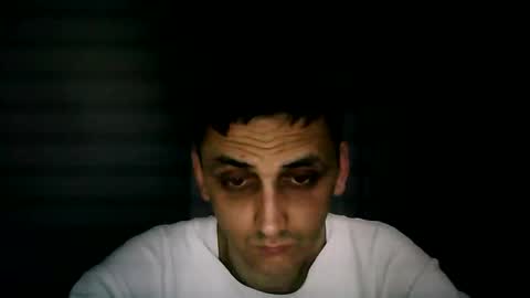 Snapshot of awesenheit chatting on November 5, 7:47 pm awesenheit online show from November 5, 7:47 pm