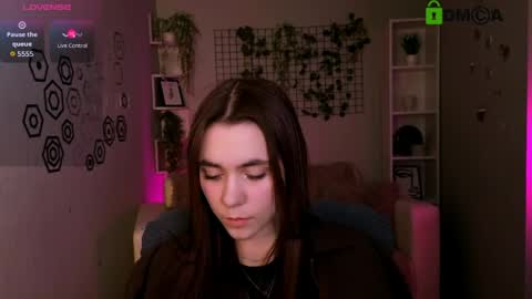 awesomeemma_ online show from May 15, 9:27 am