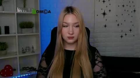 awesomeemma_ online show from May 28, 2:20 am