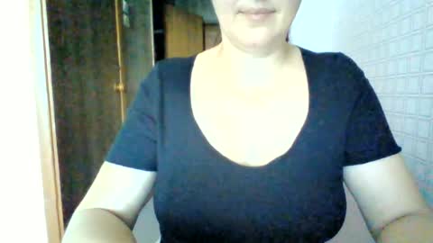 awesomeladyy online show from June 28, 7:36 am