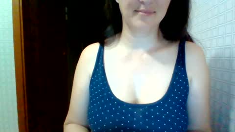 awesomeladyy online show from July 15, 9:31 pm