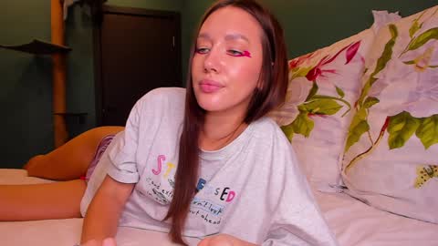 Snapshot of awgustina_sweetheart22 chatting on December 30, 2:19 pm Awgustina online show from December 30, 2:19 pm
