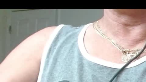 Snapshot of axel264 chatting on January 14, 7:25 am Alex online show from January 14, 7:25 am