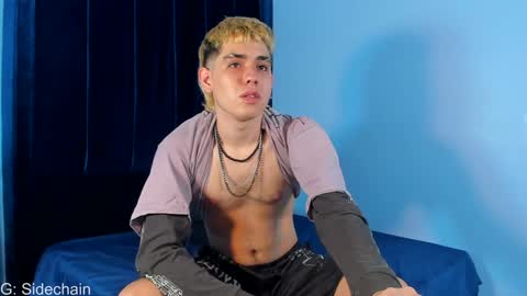 Snapshot of axel_cifer chatting on December 10, 4:56 am Axel cifer online show from December 10, 4:56 am