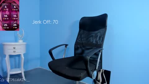 Snapshot of axel_cifer chatting on January 20, 1:18 am Axel cifer online show from January 20, 1:18 am