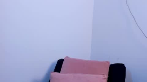 axel davis  online show from November 6, 11:00 am