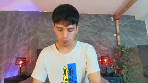 Snapshot of axel_draven chatting on June 28, 2:34 pm axel_draven online show from June 28, 2:34 pm