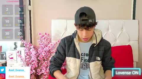 Axel Evanss online show from October 17, 12:30 pm