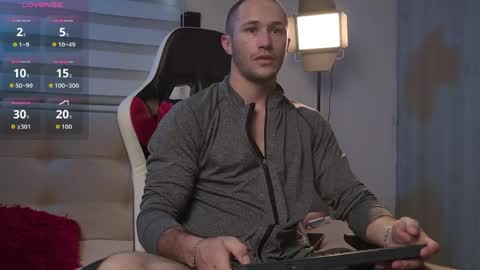 Snapshot of axel_fairchaild chatting on April 23, 12:26 pm Axel Fairchaild online show from April 23, 12:26 pm