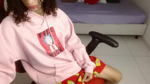 Axel online show from May 9, 1:00 am