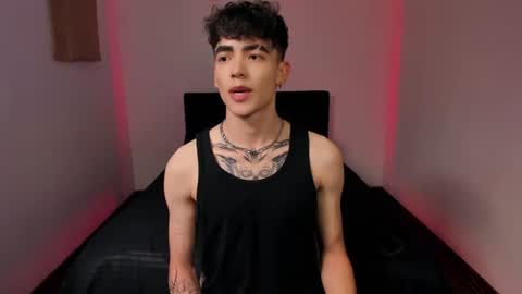 Snapshot of axel_inkshade chatting on July 5, 11:23 pm Axel online show from July 5, 11:23 pm