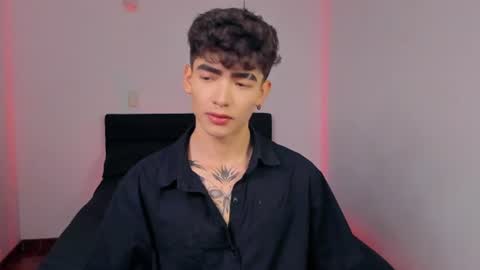 Snapshot of axel_inkshade chatting on July 12, 8:44 pm Axel online show from July 12, 8:44 pm