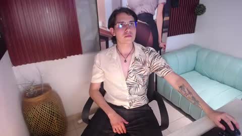 Snapshot of axel_montes chatting on May 13, 3:26 am axel_montes online show from May 13, 3:26 am