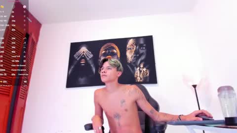 Axel online show from December 5, 2:55 pm