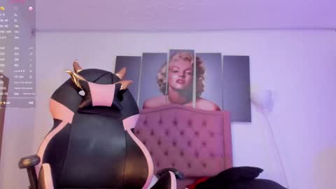 Axel online show from December 20, 7:01 am