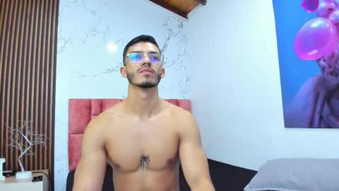 Snapshot of axel_stein2 chatting on December 2, 9:13 am Axel online show from December 2, 9:13 am