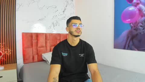 Snapshot of axel_stein2 chatting on December 8, 4:57 am Axel online show from December 8, 4:57 am