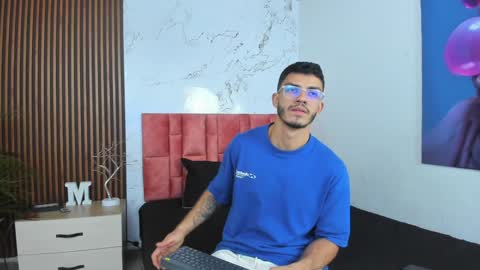 Snapshot of axel_stein2 chatting on December 9, 5:29 am Axel online show from December 9, 5:29 am