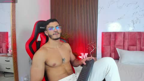 Snapshot of axel_stein2 chatting on December 15, 5:45 am Axel online show from December 15, 5:45 am