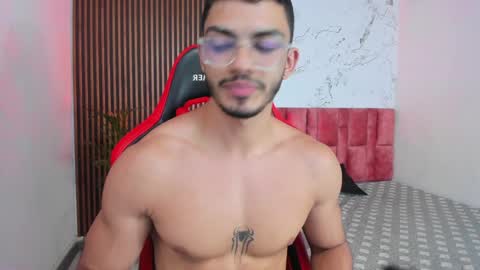 Snapshot of axel_stein2 chatting on January 9, 10:20 pm Axel online show from January 9, 10:20 pm