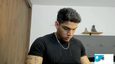 INDEPENDENT MODEL  online show from February 14, 11:12 pm