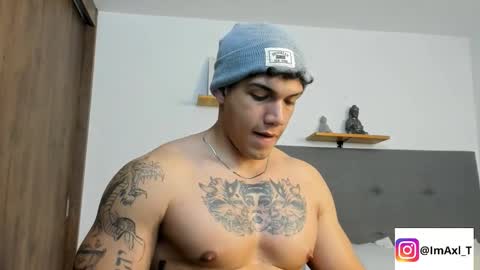 INDEPENDENT MODEL  online show from February 24, 6:11 am