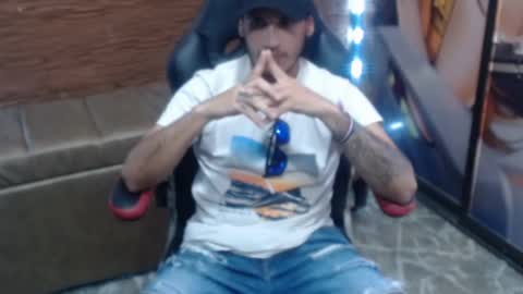 Axell Cross2 online show from February 12, 7:02 pm