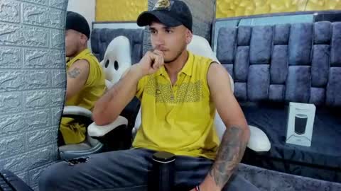 Axell Cross2 online show from February 24, 11:41 pm