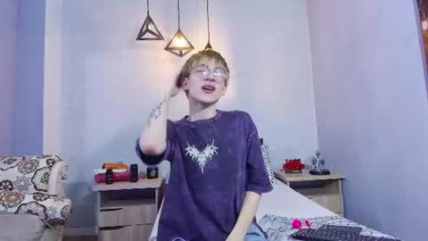 axell_stone online show from June 21, 2:03 am