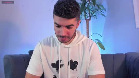 Axel Thompsom online show from January 9, 11:13 am