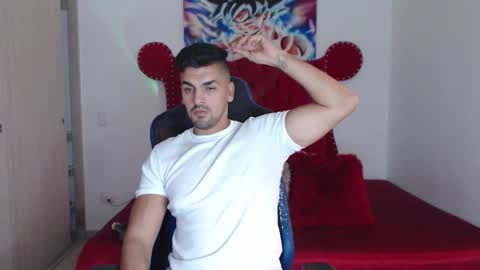 Axel online show from March 8, 2:04 am