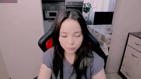 Snapshot of aya_moon chatting on November 12, 6:25 am Aya Moon online show from November 12, 6:25 am