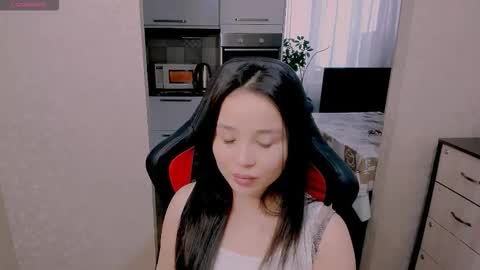 Snapshot of aya_moon chatting on December 2, 5:35 am Aya Moon online show from December 2, 5:35 am