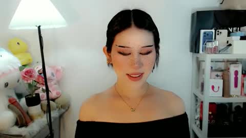 AYAHOSHILOVESYOU online show from February 6, 3:00 am