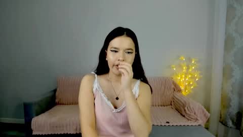 Snapshot of ayamasun chatting on February 5, 3:22 am Ayama online show from February 5, 3:22 am