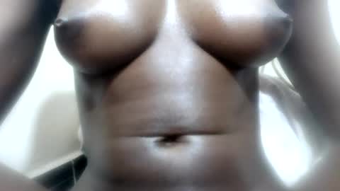 Snapshot of ayatie chatting on July 9, 3:27 pm Ayie online show from July 9, 3:27 pm