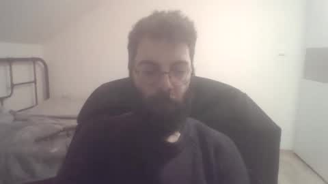 Snapshot of ayazeluel chatting on February 9, 8:57 pm ayazeluel online show from February 9, 8:57 pm