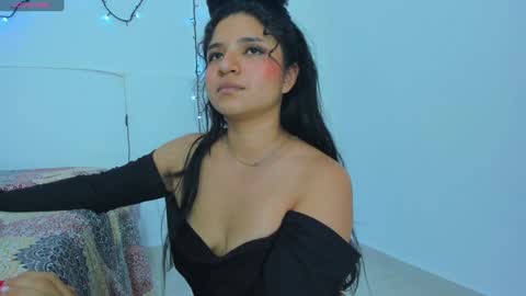 Snapshot of ayheleen_sexygirl3 chatting on January 23, 11:58 pm Mariana online show from January 23, 11:58 pm