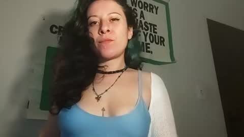 Snapshot of aylasavage chatting on June 18, 4:57 am aylasavage online show from June 18, 4:57 am