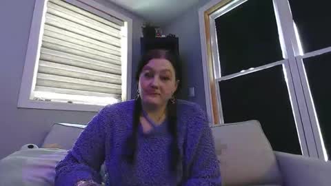 Snapshot of aylasumner chatting on February 10, 12:53 pm Ayla Sumner online show from February 10, 12:53 pm