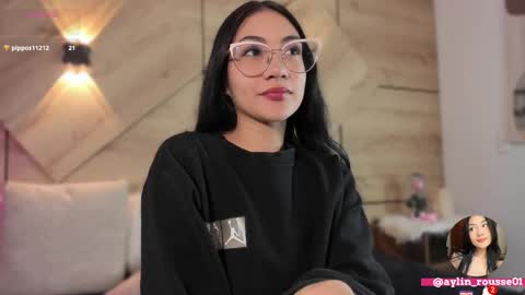 Snapshot of aylin_rousse chatting on October 12, 11:42 am ayllin online show from October 12, 11:42 am