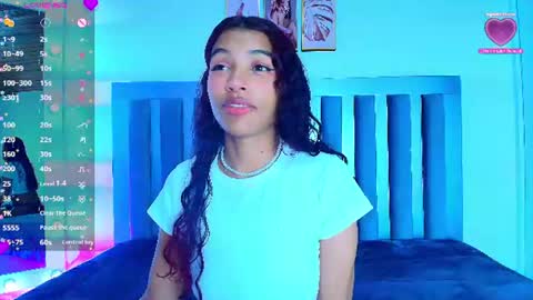Snapshot of aylin_valerie chatting on July 31, 7:46 pm aylin_valerie online show from July 31, 7:46 pm