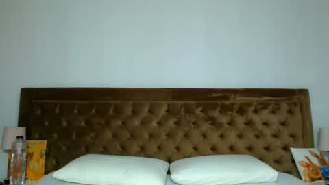Snapshot of aylinhoney chatting on June 12, 4:55 am Aylin online show from June 12, 4:55 am