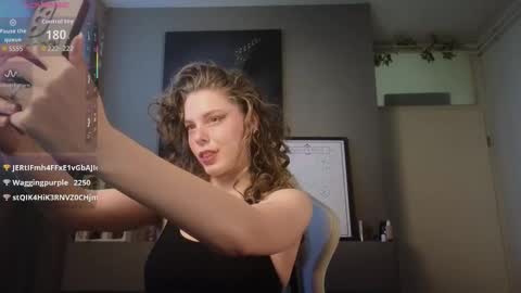 Ayreen Moore online show from March 18, 3:04 pm