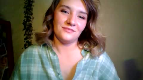 Snapshot of ayrix chatting on October 18, 8:09 pm ayrix online show from October 18, 8:09 pm