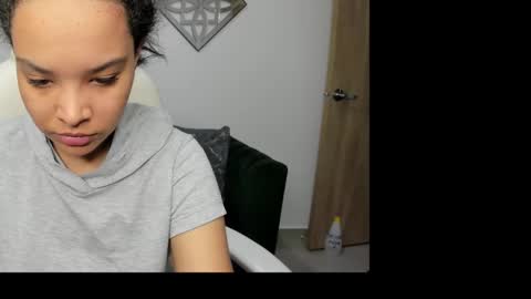 ayshel_cooperr online show from October 20, 4:02 am